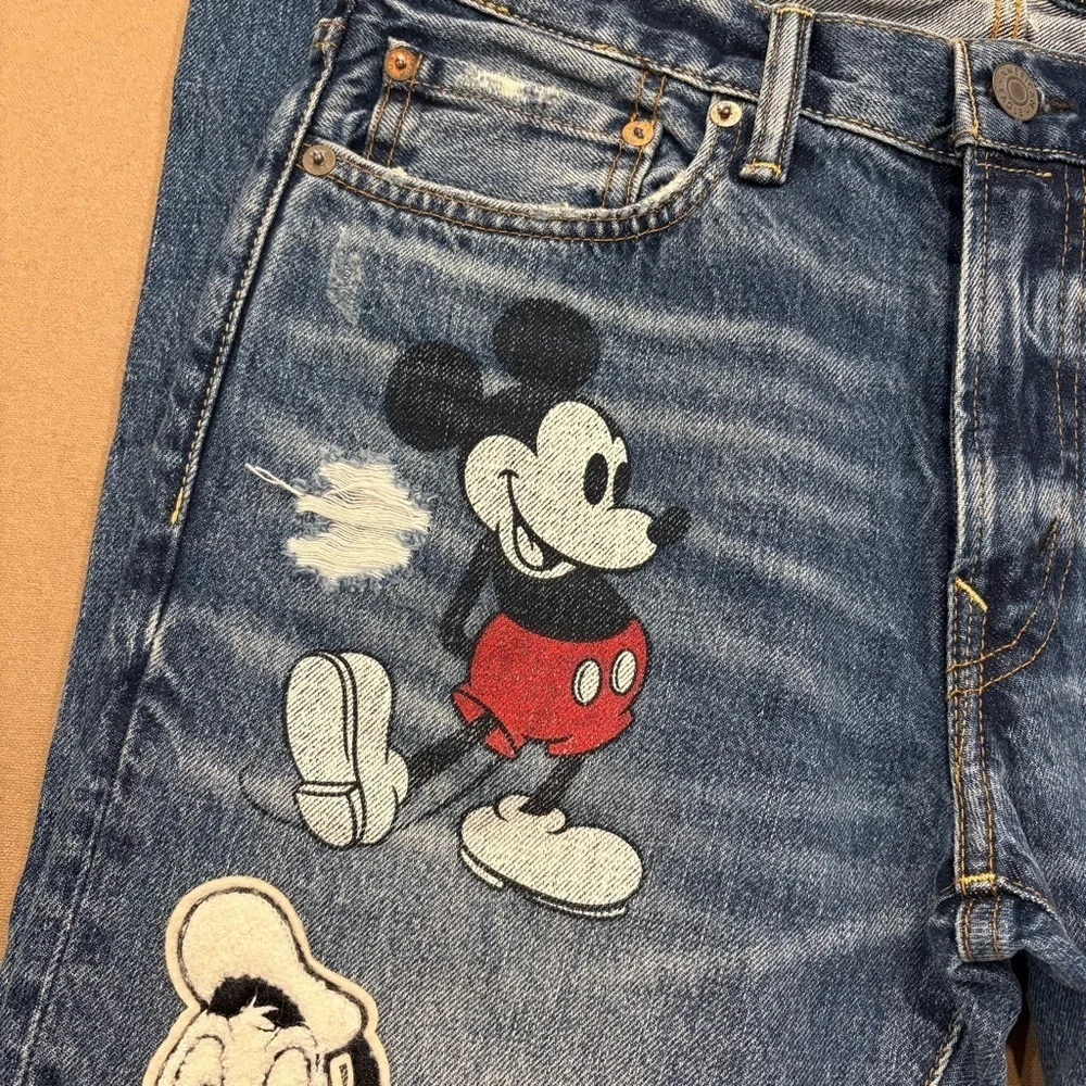 American Eagle x Disney Slim Fit Distressed Jeans Size 29 New With Tag